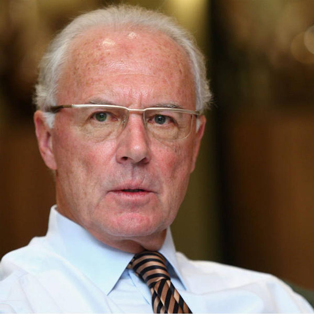 Franz Beckenbauer musste wieder in die Klinik