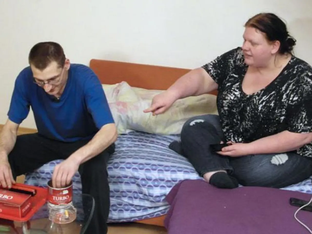 Uwe und Daniela präsentieren sich als glückliche Vollzeit-Chiller Uwe und Daniela präsentieren sich als glückliche Vollzeit-Chiller - Foto: RTL2