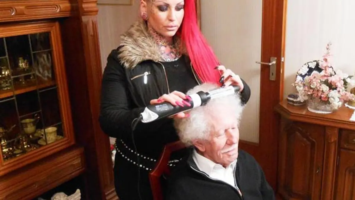 Nadine und Robert kommen anscheinend miteinander klar. Aber wie sieht es bei Anita aus?