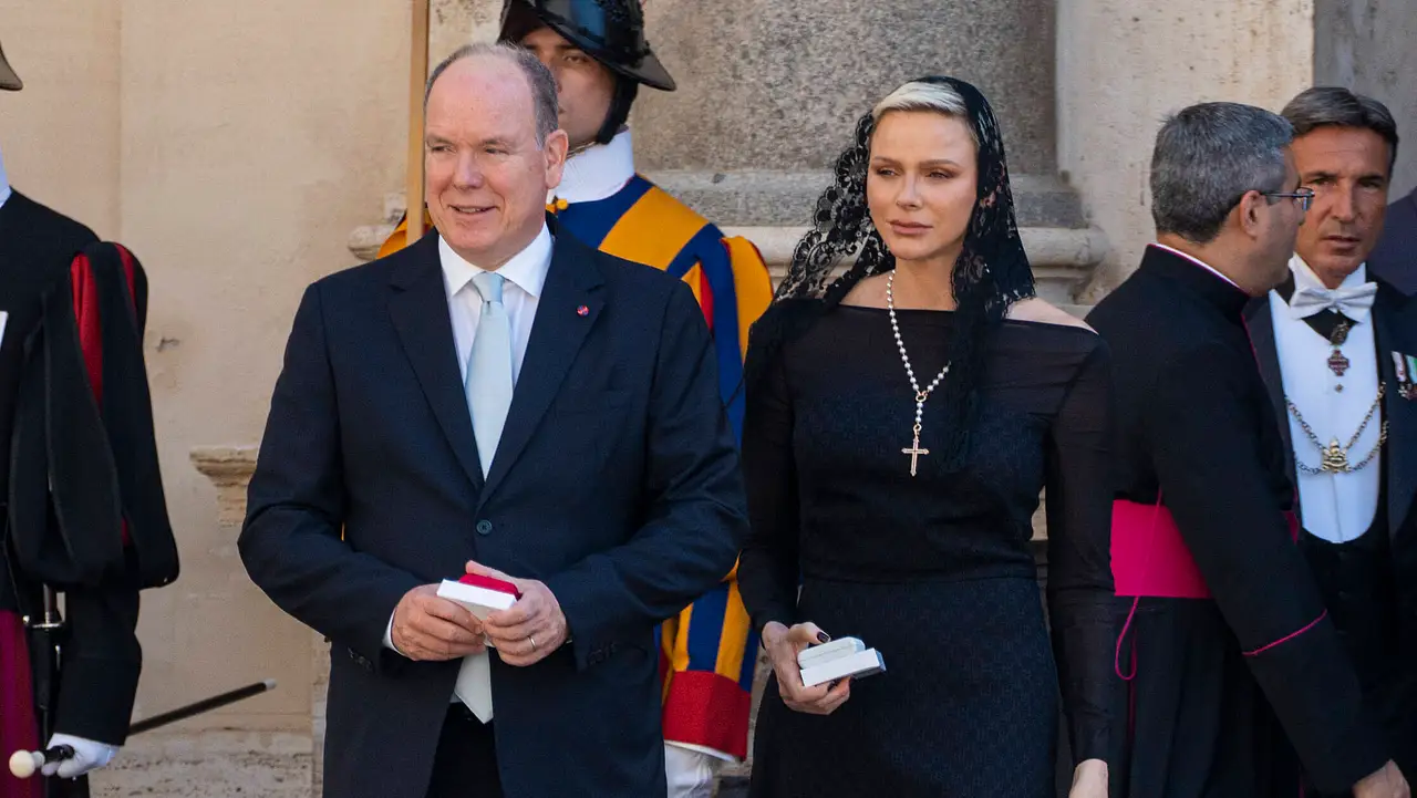 Charlène von Monaco & Fürst Albert Charlène von Monaco Fürst Albert - Foto: Imago / ZUMA Wire