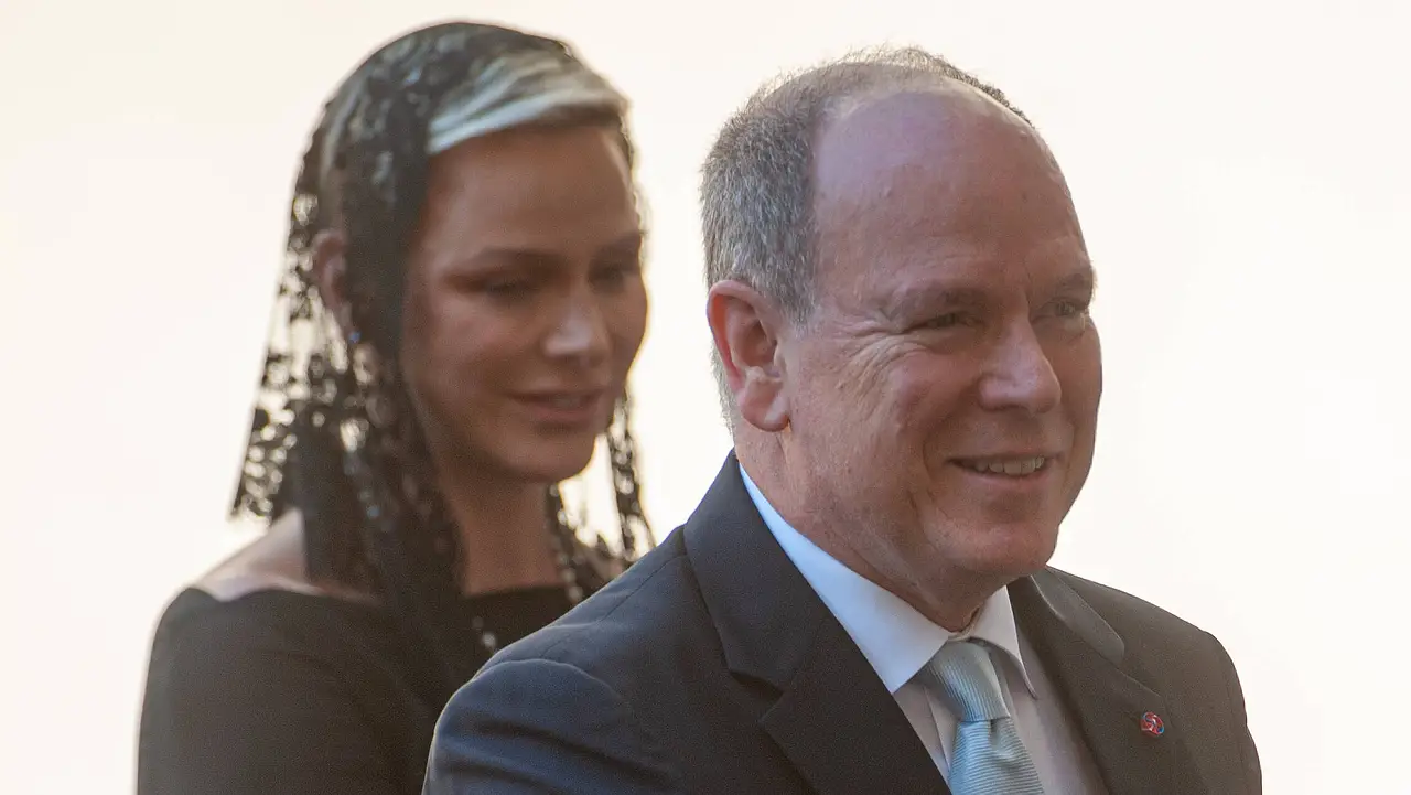 Fürst Albert & Charlène von Monaco Fürst Albert & Charlène von Monaco - Foto: IMAGO / Independent Photo Agency Int.