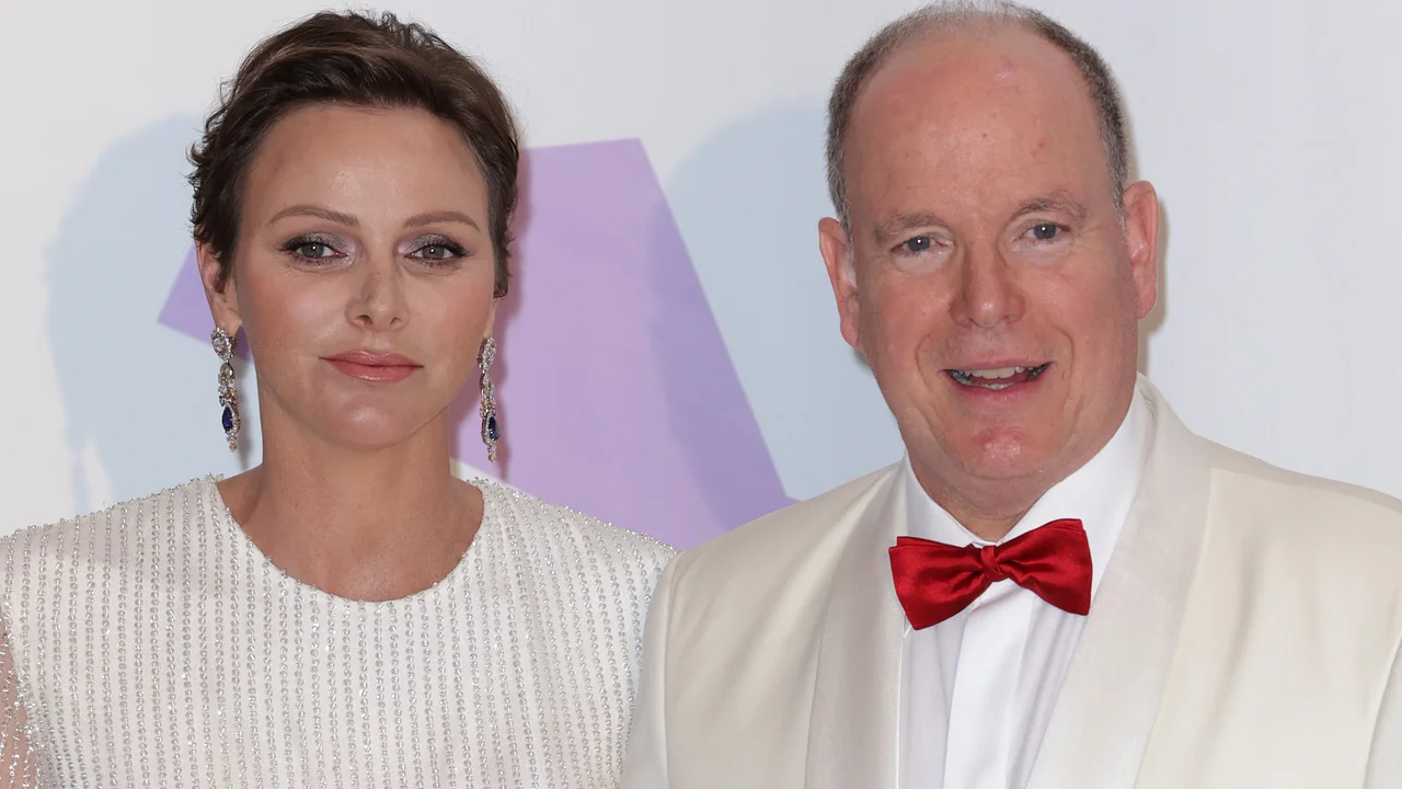 Fürst Albert Fürstin Charlene Fürst Albert Fürstin Charlene - Foto: Getty Images / Pascal Le Segretain