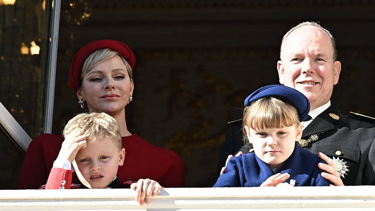Fürstin Charlène & ihre Familie Fürstin Charlène & ihre Familie - Foto: IMAGO / ABACAPRESS