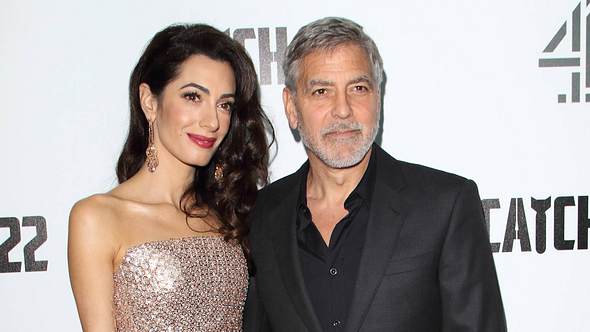 George Clooney und Amal - Foto: IMAGO / ZUMA Wire
