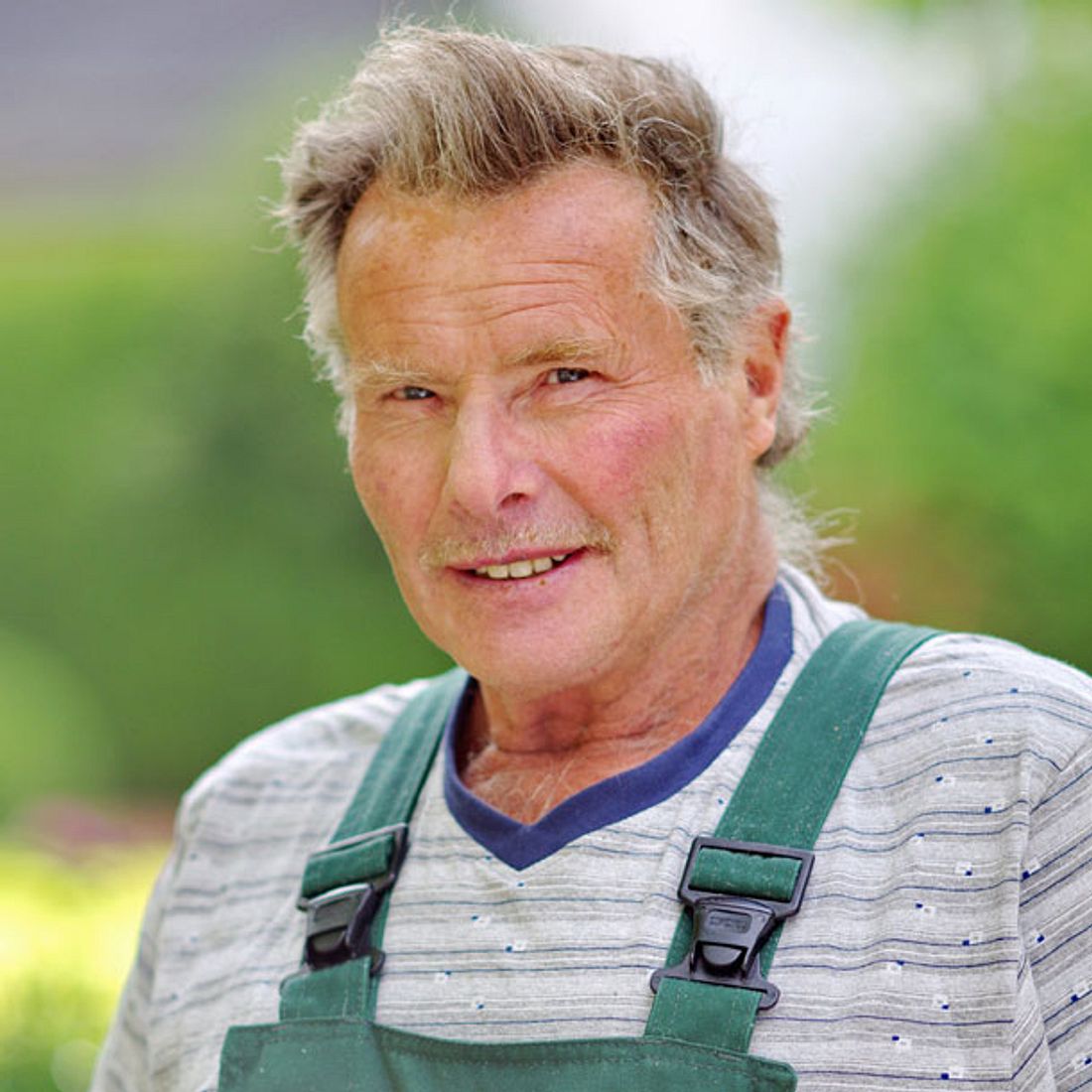 Gerhard ist der älteste Bauer sucht Frau-Kandidat