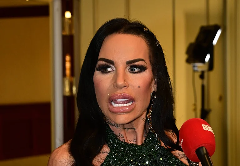 Gina Lisa Lohfink | InTouch
