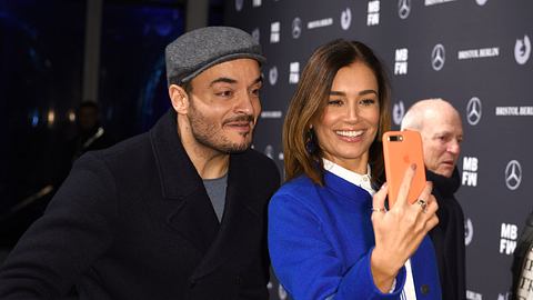 Jana Ina & Giovanni Zarrella - Foto: Zacharie Scheurer/Getty Images for MBFW