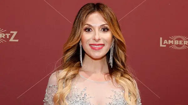 Gülcan Kamps