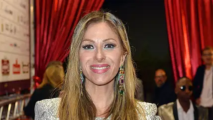 Gülcan Kamps