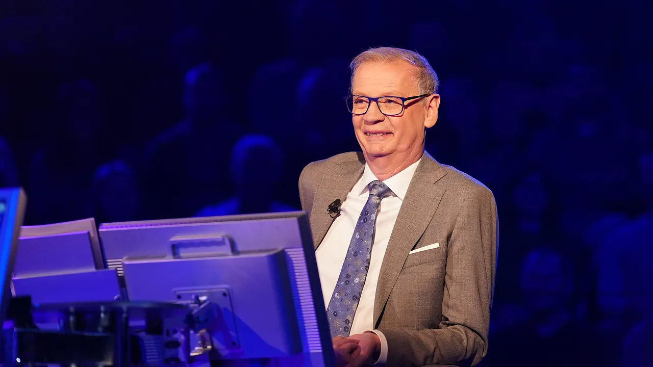 Günther Jauch fühlt sich scheinbar bei "Wer wird Millionär?" wohl