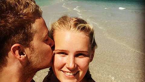 Felix van Deventer zeigt sich mit seiner Freundin - Foto: instagram.com/felixvandeventer