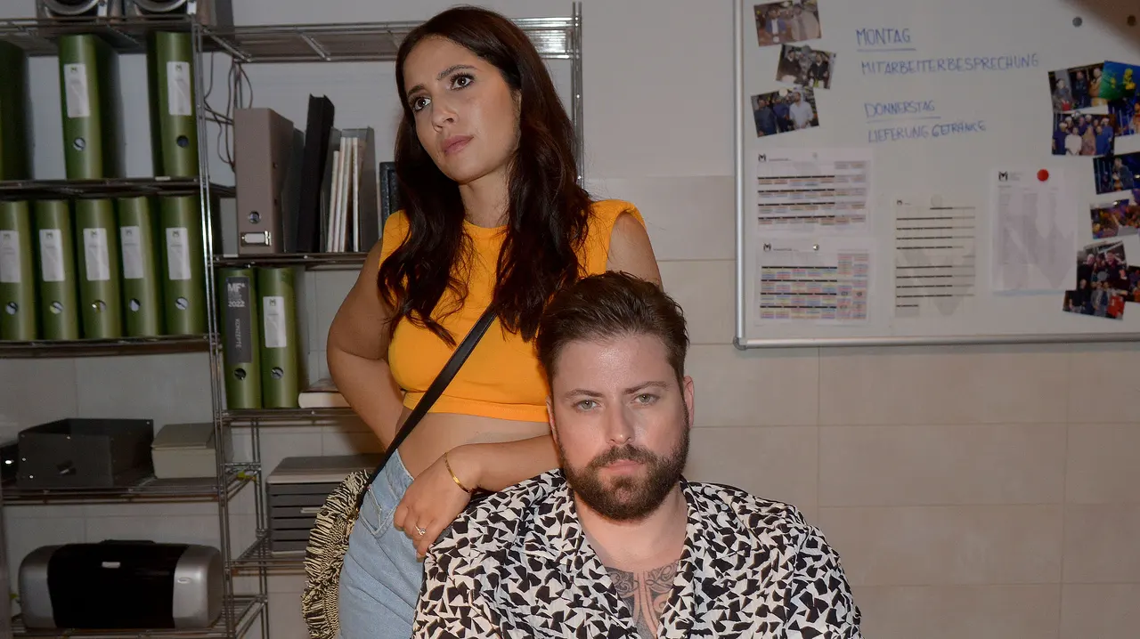 Laura und John Laura und John - Foto: RTL/ Rolf Baumgartner