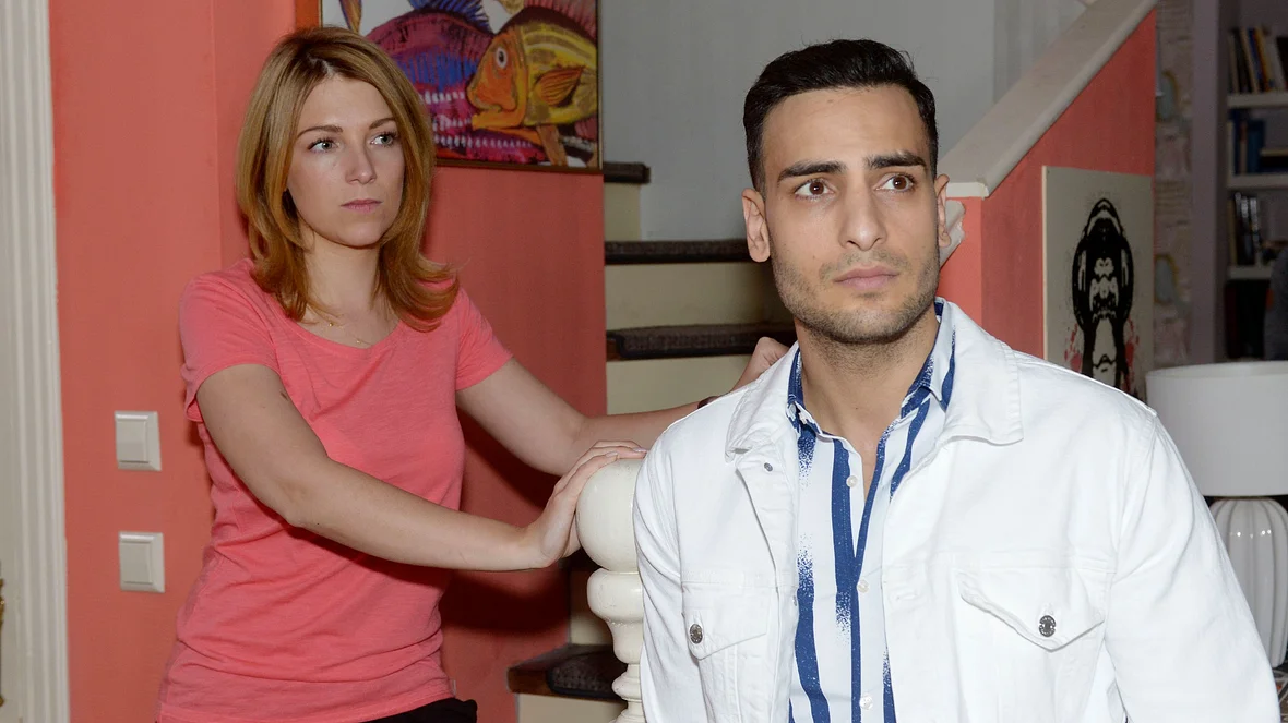 Lilly (Iris Mareike Steen) und Nihat (Timur Ülker)