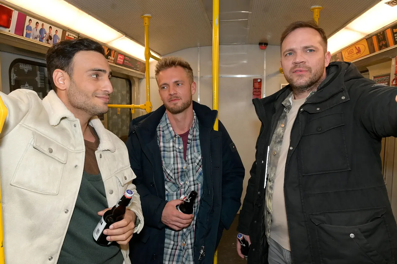 GZSZ: Erik hat in Nihat und Paul seine Trauzeugen gefunden - doch dann erwischt er Toni im Brautkleid  - Foto: RTL / Rolf Baumgartner