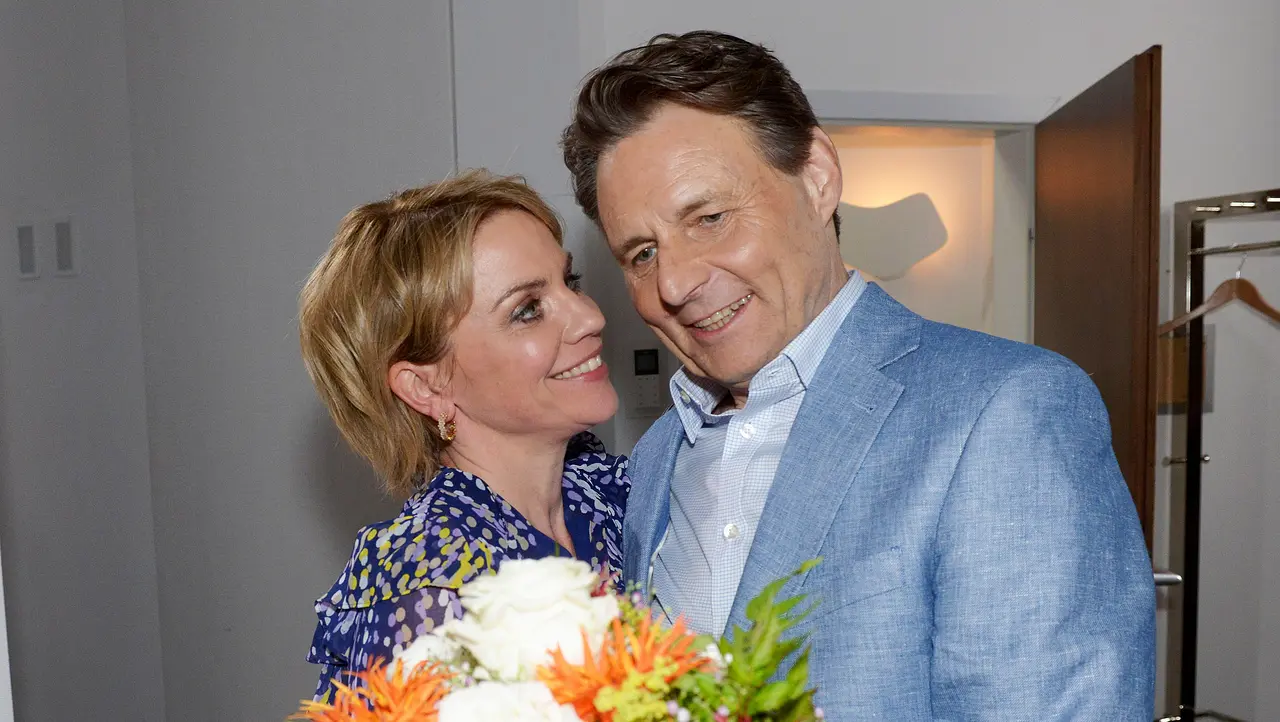 Yvonne (Gisa Zach) und Jo (Wolfgang Bahro) Yvonne (Gisa Zach) und Jo (Wolfgang Bahro) - Foto: RTL/ Rolf Baumgartner