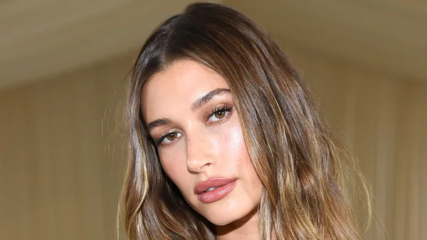 Hailey Bieber
