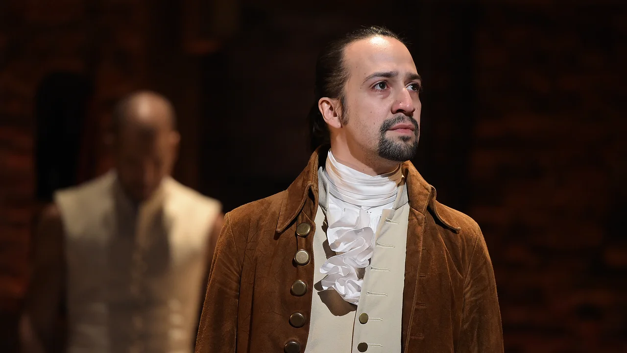 Lin-Manuel Miranda auf der "Hamilton"-Bühne Lin-Manuel Miranda auf der Hamilton-Bühne - Foto: Theo Wargo/WireImage/GettyImages