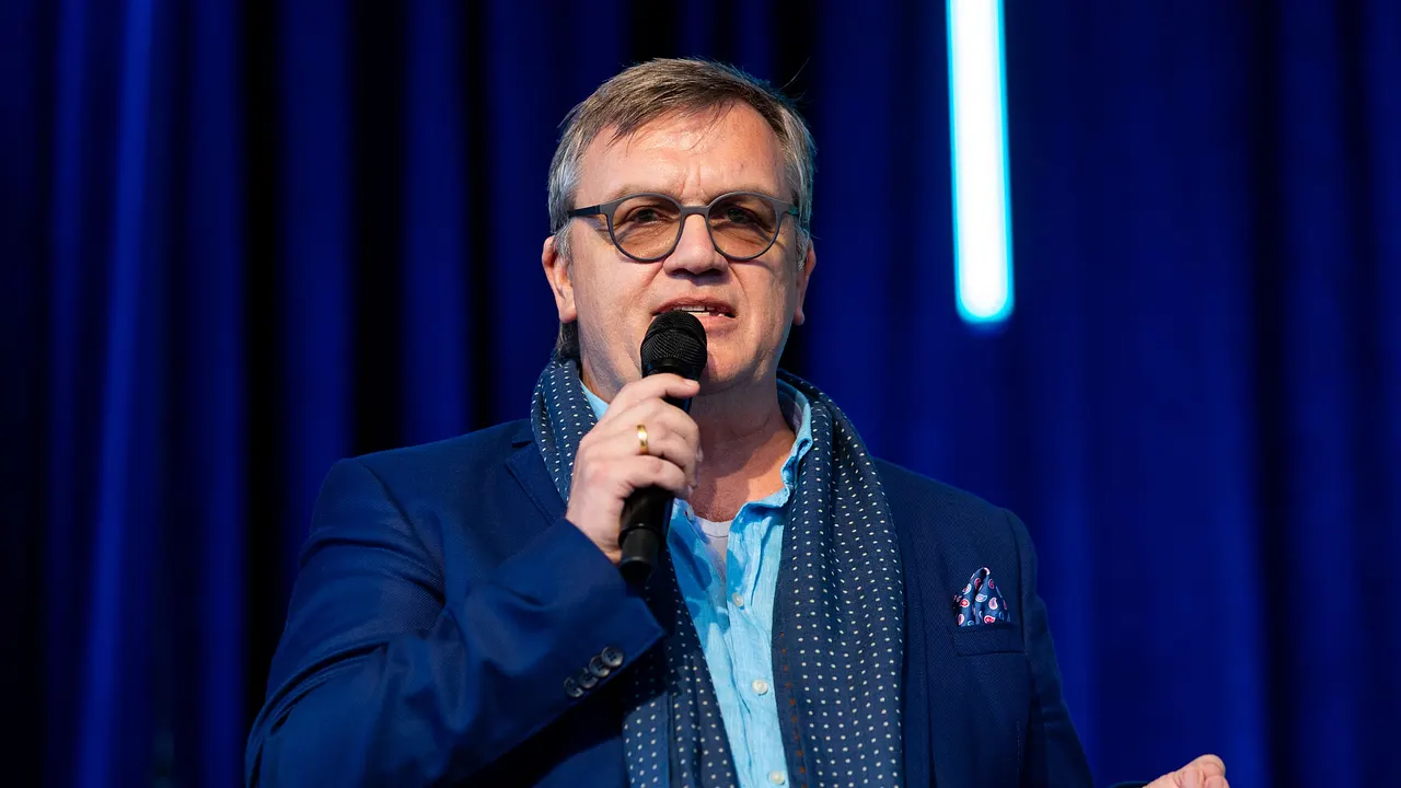 Hape Kerkeling Hape Kerkeling - Foto: Joshua Sammer/ Getty Images