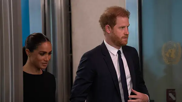 Herzogin Meghan + Prinz Harry