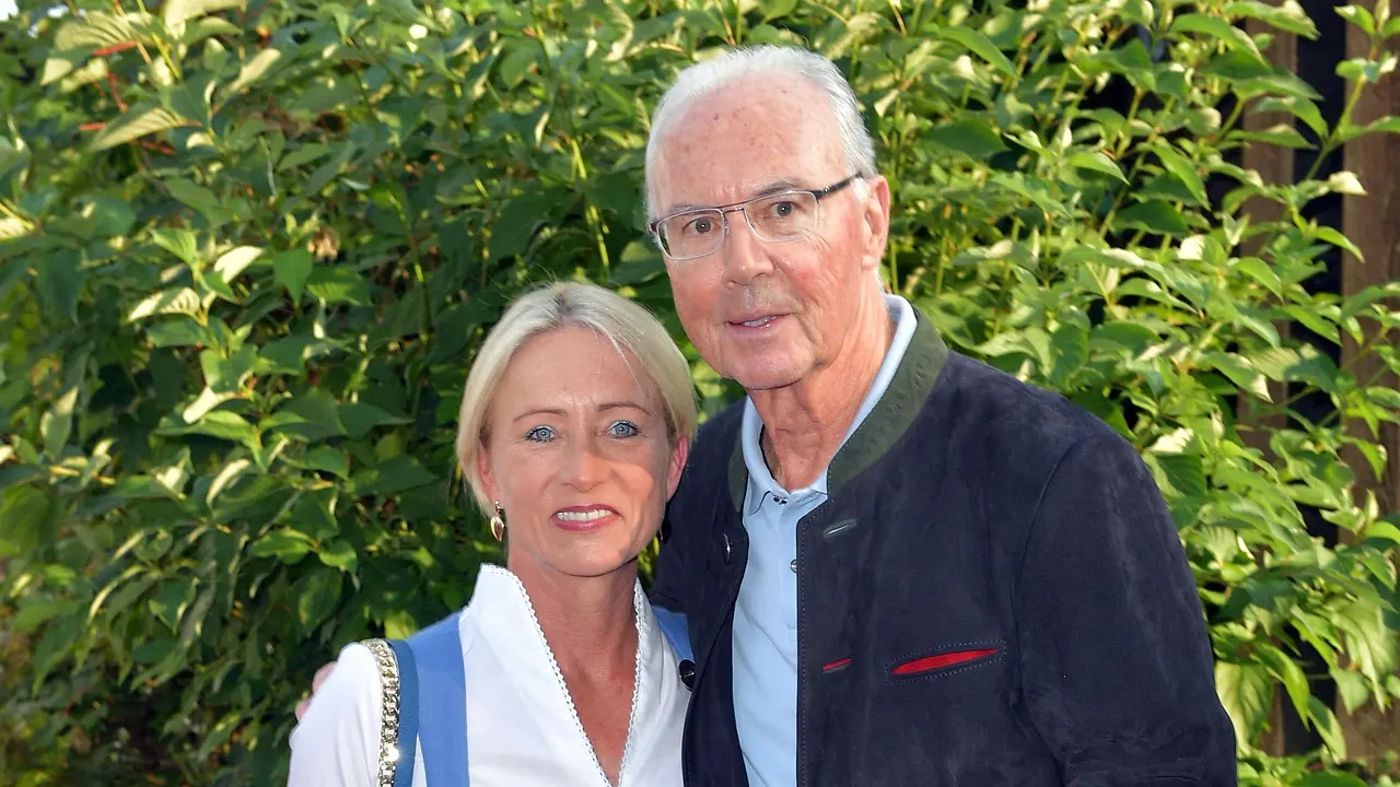 Heidi und Franz Beckenbauer Heidi und Franz Beckenbauer - Foto: Hannes Magerstaedt/Getty Images