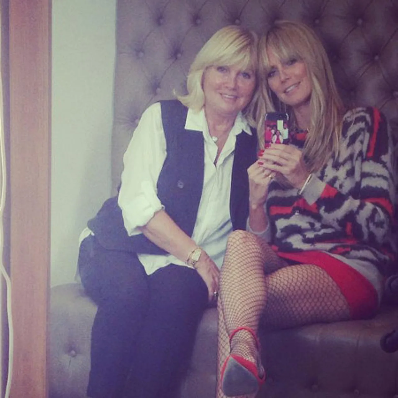 Heidi Klum nimmt ihre Mama mit zur Arbeit Heidi Klum nimmt ihre Mama mit zur Arbeit - Foto: Facebook.com/Heidi.Klum