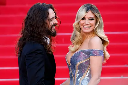 Heidi Klum & Tom Kaulitz auf dem roten Teppich.