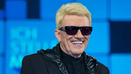 Heino betritt die Bühne nie ohne Brille