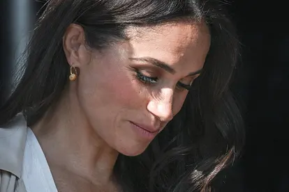 Herzogin Meghan droht eine Millionenklage. Eine US-Amerikanerin fordert umgerechnet 8,8 Millionen Euro Schadensersatz von ihr.