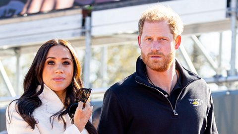 Meghan und Harry - Foto: Patrick van Katwijk/Getty Images