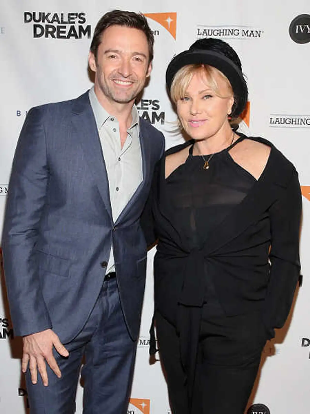 Hugh Jackman: Seine Ehefrau verbietet ihm Filme mit Angelina Jolie Hugh Jackman: Seine Ehefrau verbietet ihm Filme mit Angelina Jolie - Foto: gettyimages