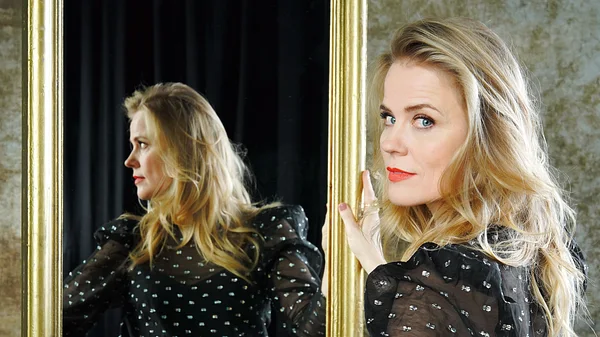 Ilse Delange