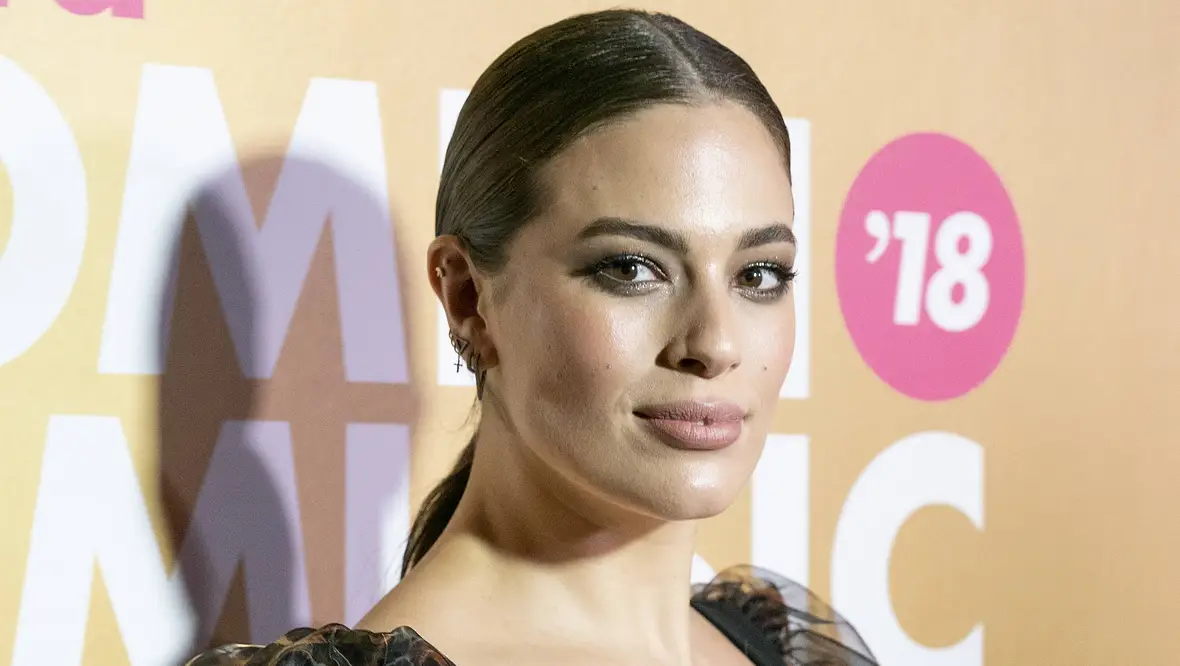 Curvy Model Ashley Graham Curvy Model Ashley Graham