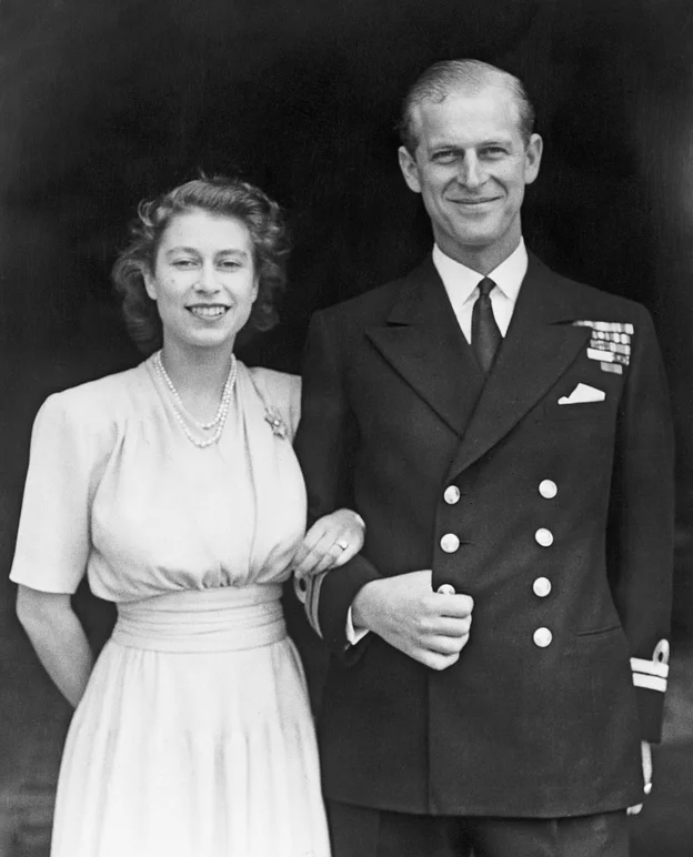 Queen Elizabeth & Prinz Philip jung Queen Elizabeth & Prinz Philip jung