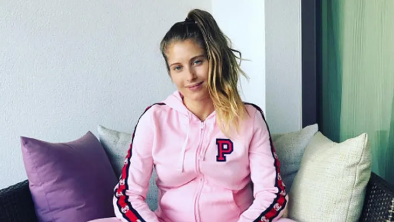 Cathy Hummels: Große Sorge um die schwangere Spielerfrau! Cathy Hummels: Große Sorge um die schwangere Spielerfrau!