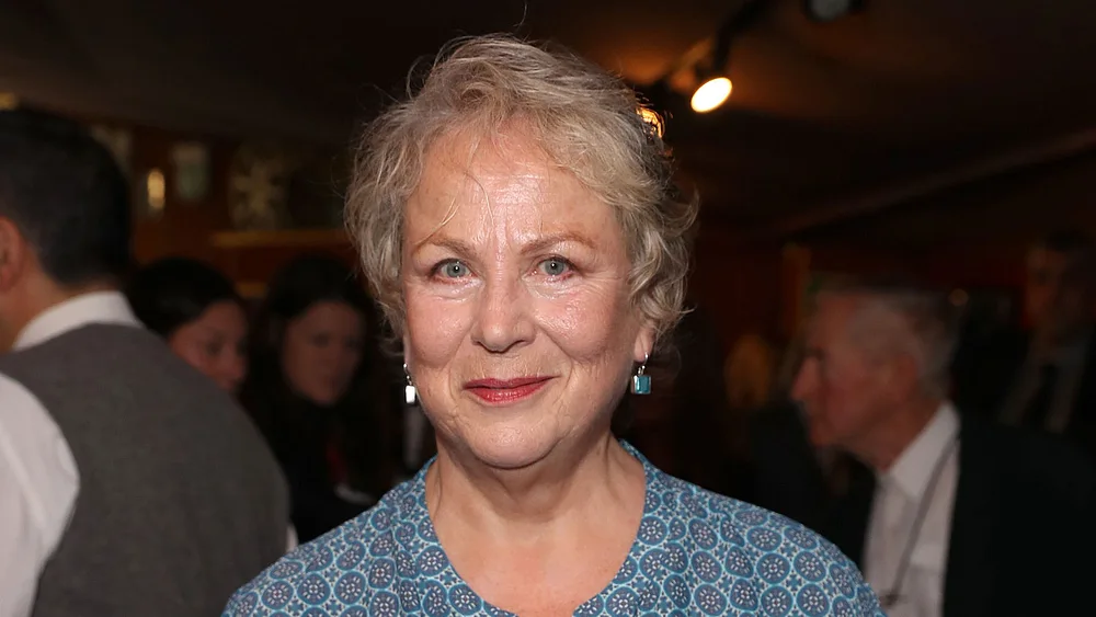 Pam Ferris aus Pam Ferris aus