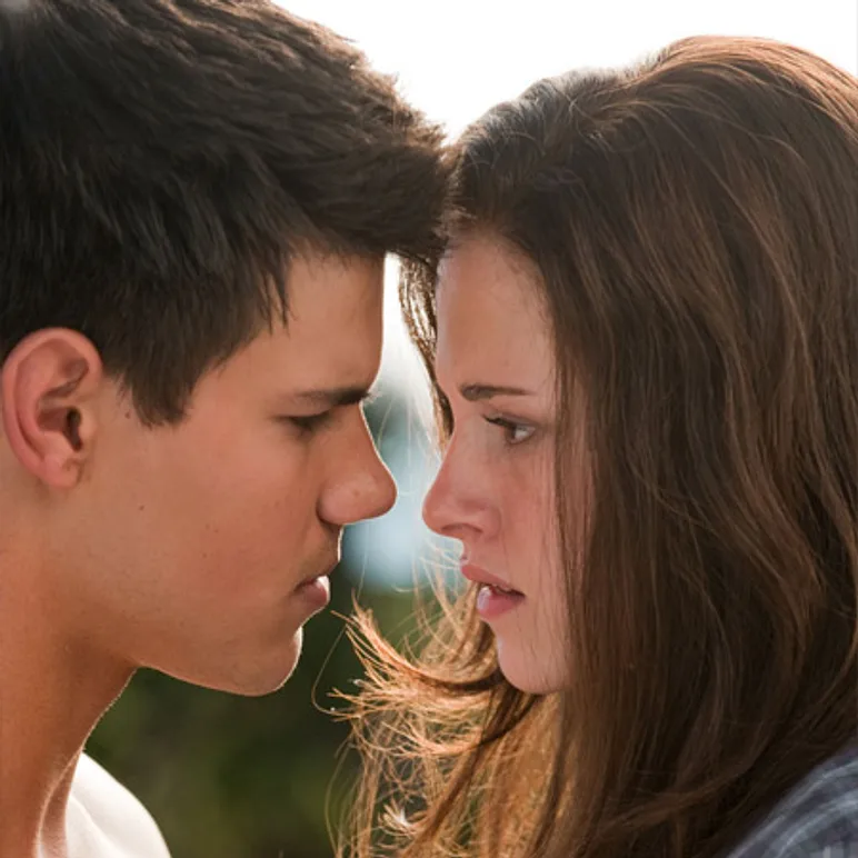 Von "Twilight" bis "Breaking Dawn": Die Liebesgeschichte von Bella und Edward - Bild 14