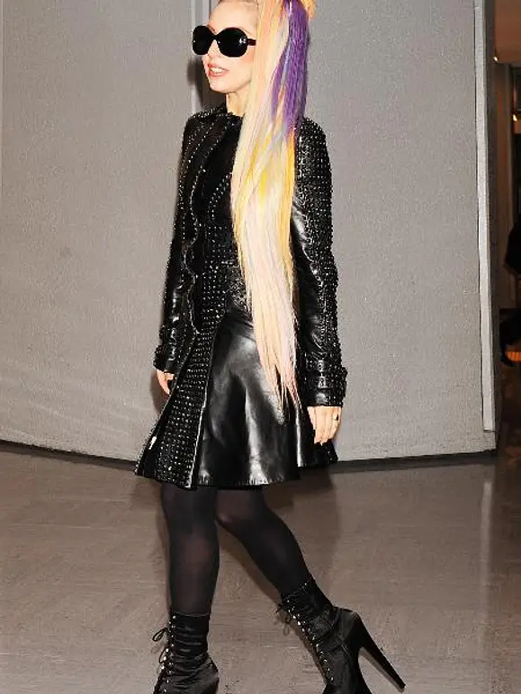 Latex, Leder, Lack: Die Stars stehen auf den Fetisch-Look - Bild 7