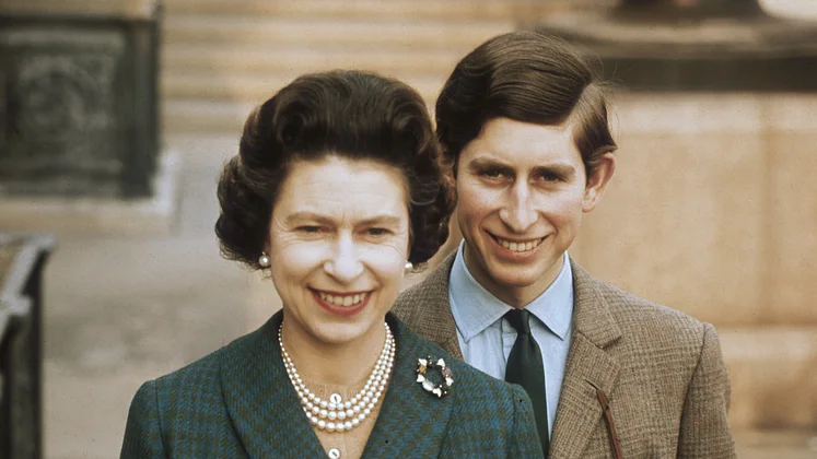 Queen Elizabeth und Prinz Charles Queen Elizabeth und Prinz Charles