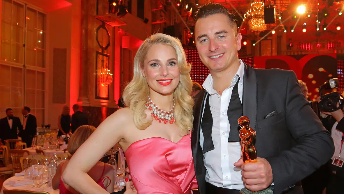 Andreas Gabalier mit Freundin Silvia Schneider Andreas Gabalier mit Freundin Silvia Schneider