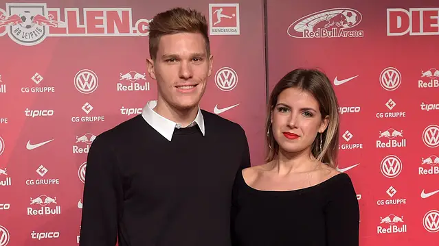 Marcel Halstenberg und Frau Franziska Halstenberg Marcel Halstenberg und Frau Franziska Halstenberg