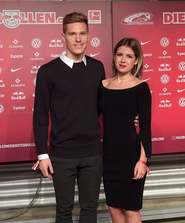 Marcel Halstenberg und Frau Franziska Halstenberg Marcel Halstenberg und Frau Franziska Halstenberg