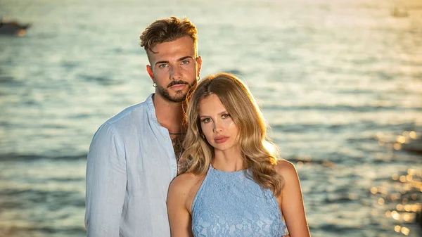 Stephanie Schmitz und Julian Evangelos