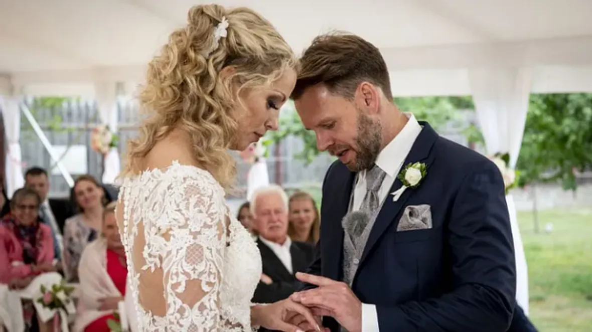 "Hochzeit auf den ersten Blick"-Paar Cindy und Alexander "Hochzeit auf den ersten Blick"-Paar Cindy und Alexander