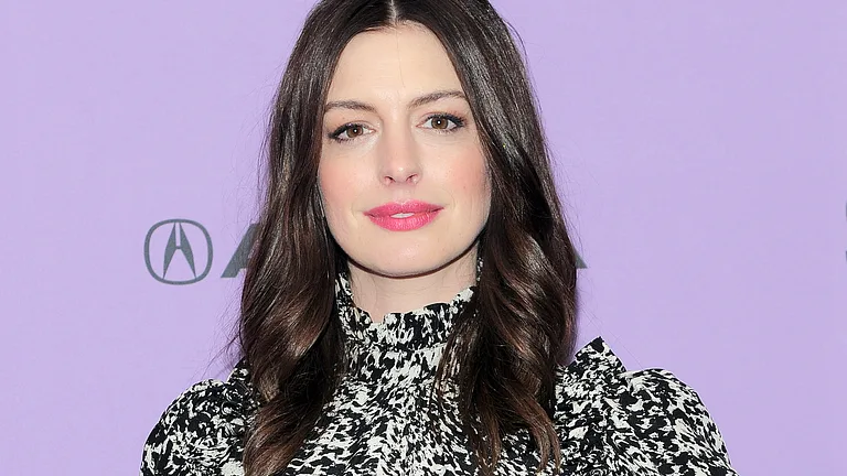 Anne Hathaway