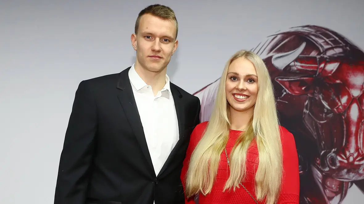 Lukas Klostermann und Freundin Laura Lukas Klostermann und Freundin Laura