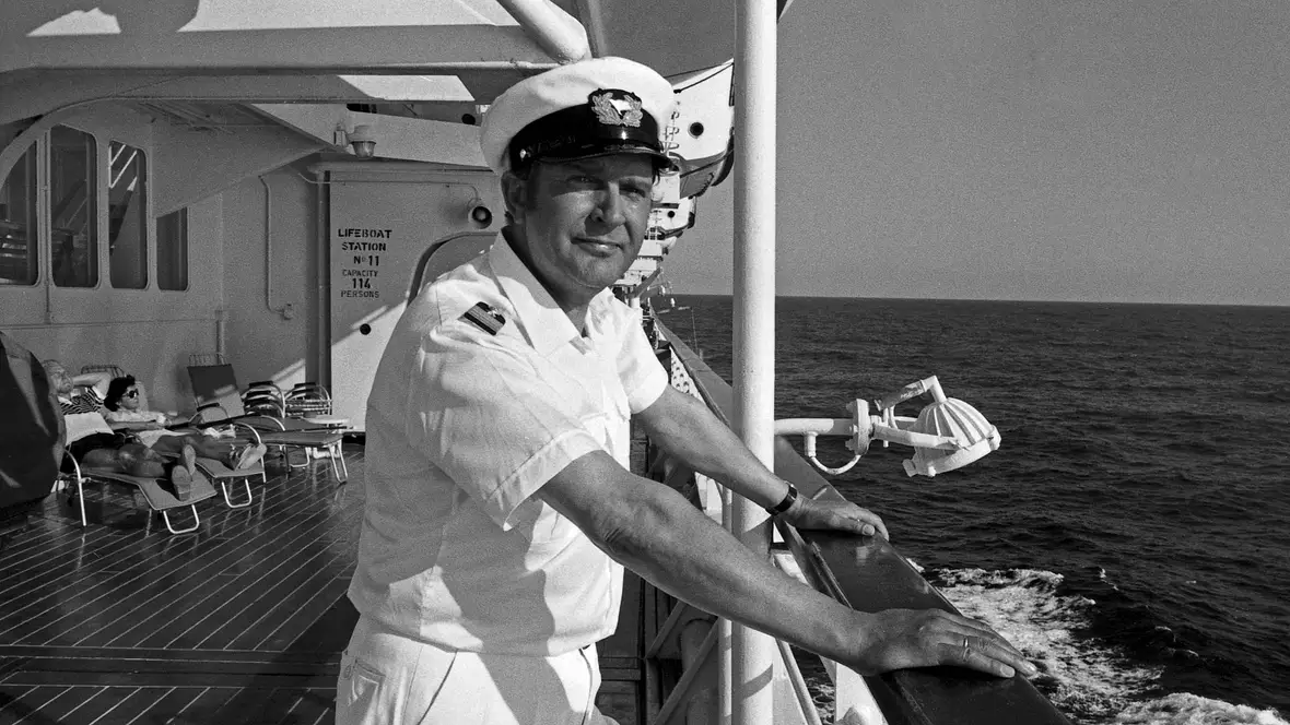 Traumschiff-Kapitän Günter König Traumschiff-Kapitän Günter König