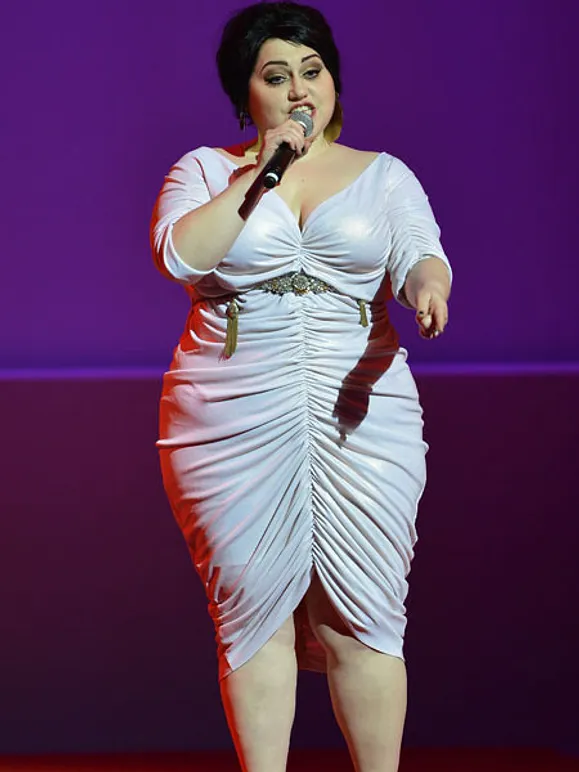 Die mutige Plus-Size-Queen: Beth Dittos ungewöhnlicher Look - Bild 18 Die mutige Plus-Size-Queen: Beth Dittos ungewöhnlicher Look - Bild 18