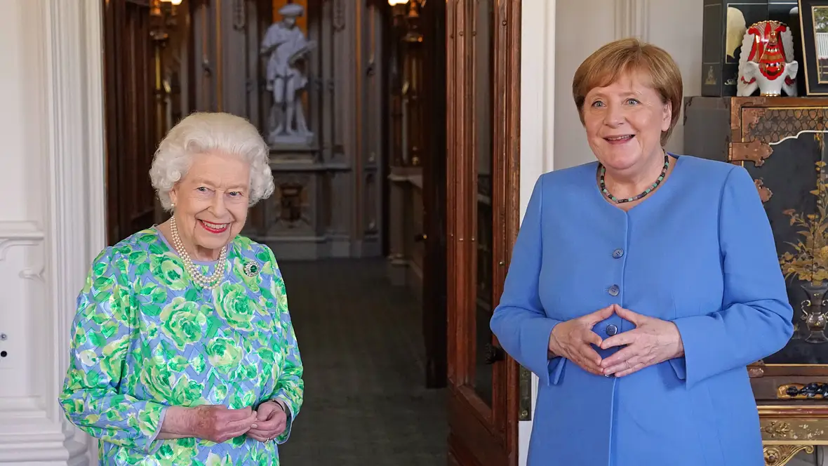 Queen Elizabeth Angela Merkel Queen Elizabeth Angela Merkel