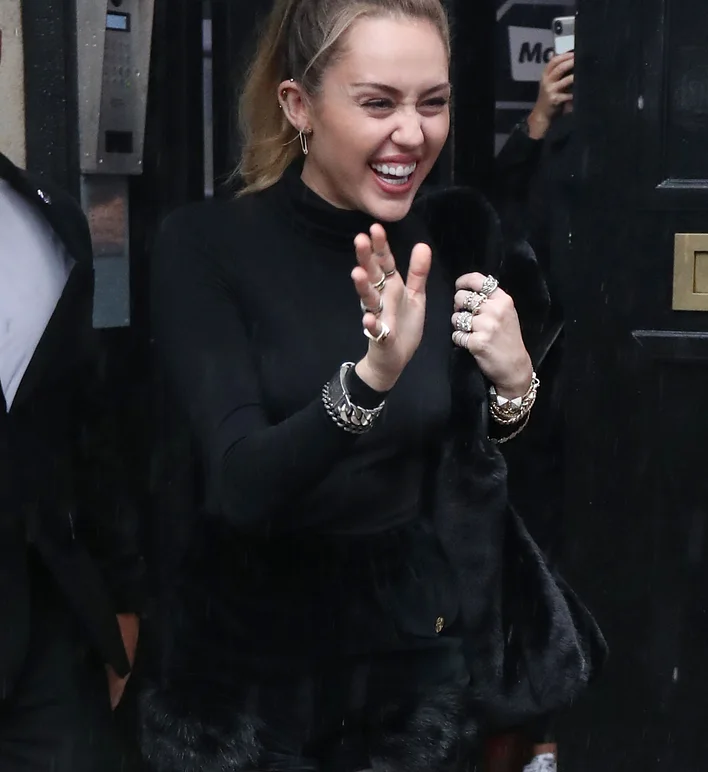 Mit diesem Look... Miley Cyrus