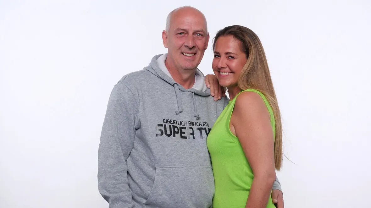 "Sommerhaus der Stars"-Teilnehmer Mario Basler & Doris Büld "Sommerhaus der Stars"-Teilnehmer Mario Basler & Doris Büld